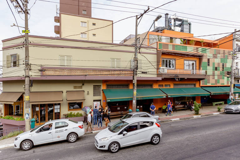 Escondido lá na casa do chapéu, Mocotó é o oposto do restaurante de shopping