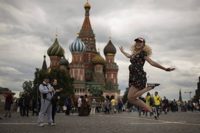 Torcedores da Copa descobrem cidades da Rússia fora da rota turística