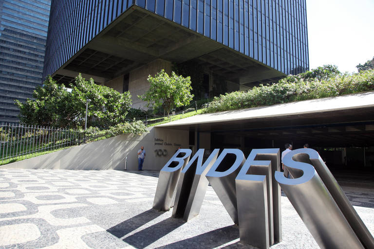 BNDES mira FGTS para oferecer juros mais baixos a empresas de infrastrutura