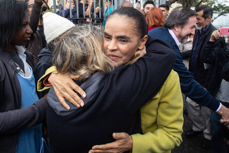 Marina Silva (Rede) visita ambulatório da Igreja Bom Jesus do Cangaíba, zona leste de São Paulo