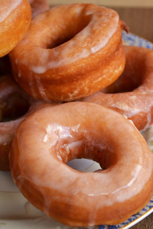 Veja receita de donuts com cobertura