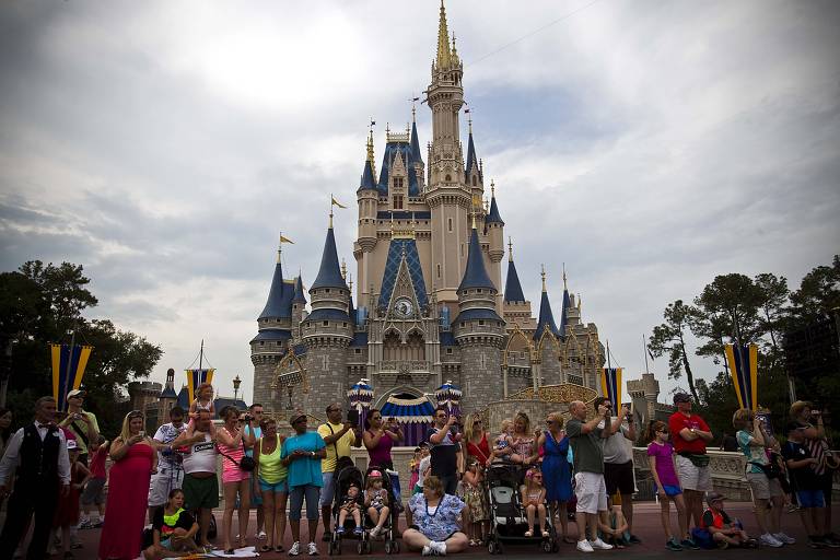 Parques da Disney em Orlando vão reabrir em julho