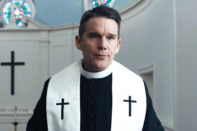 Ethan Hawke em cena de 'First Reformed', um dos filmes sobre fundamentalismo religioso