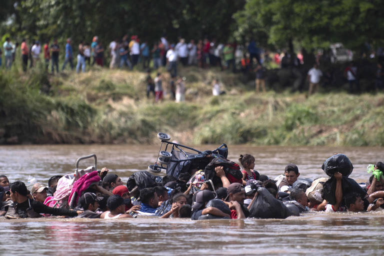 México reforça segurança para impedir entrada de nova caravana