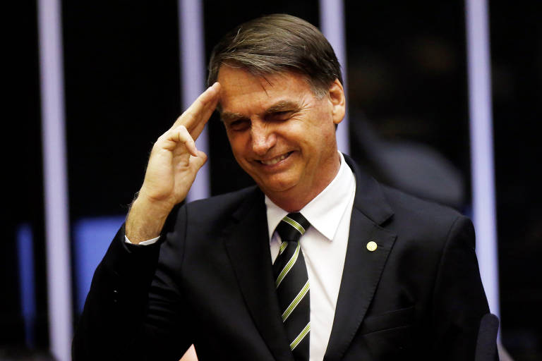 Bolsonaro participa de primeiro evento como presidente eleito