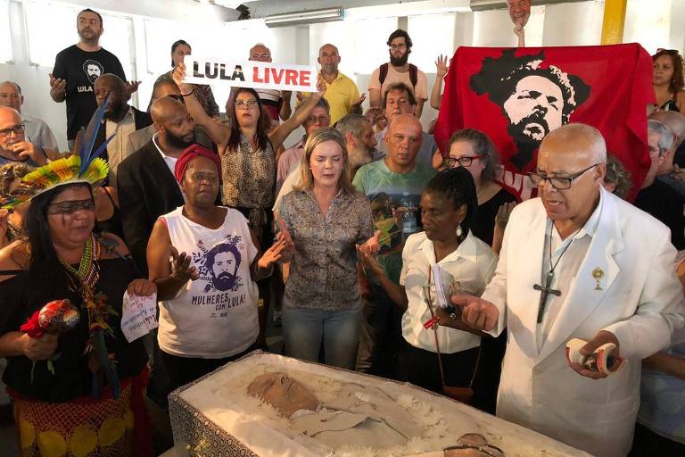 'Senti vergonha da atuação do Ministério Público', diz conselheiro sobre veto à ida de Lula a enterro