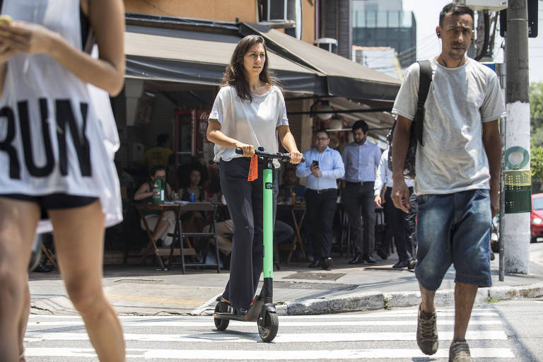 Patinetes no Itaim-Bibi