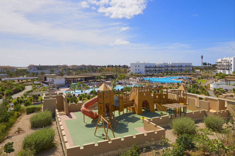 Área de recreação infantil em resort 