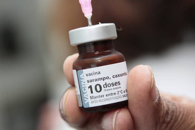 'É urgente' retomar vacinação contra sarampo para evitar surtos, diz OMS