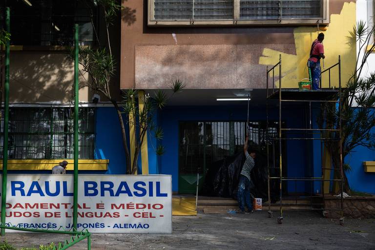 Escola Raul Brasil reabre para alunos