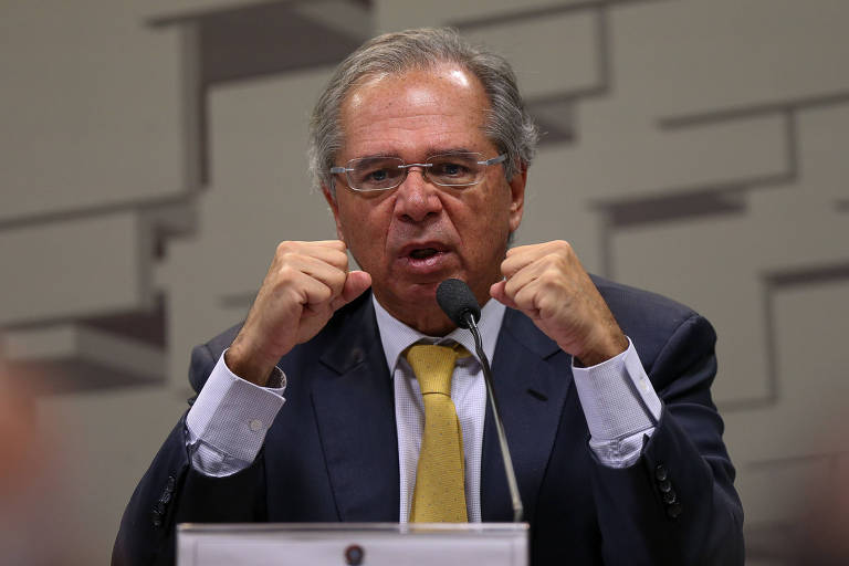 Paulo Guedes participa de audiência da Comissão de Assuntos Econômicos do Senado