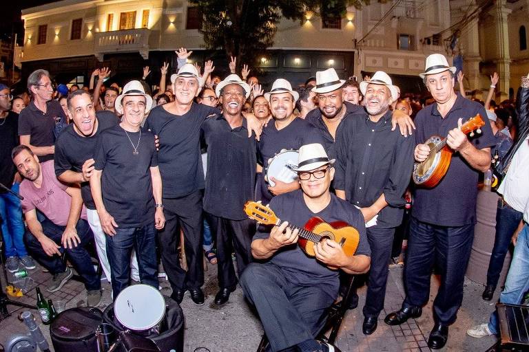 Grupo Madeira de Lei leva tradicional roda de samba do Bexiga ao Sesc Pompeia
