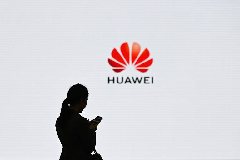 Grandes empresas de tecnologia dos EUA começam a cortar suprimentos da Huawei