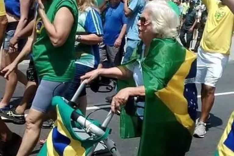 Maria Nina Rattes, morta em 2018, em foto divulgada por Bolsonaro