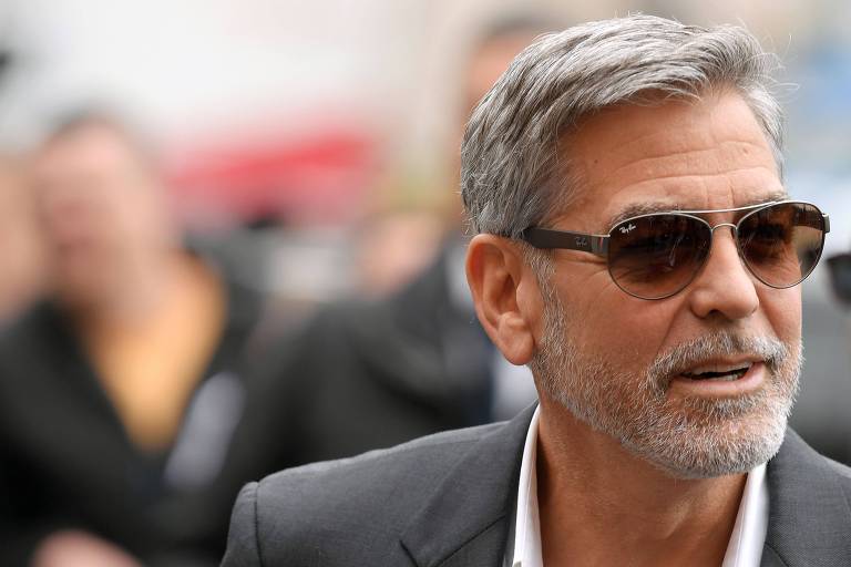 George Clooney tem assinatura falsificada, e casal lucra R$ 5 milhões usando nome do ator