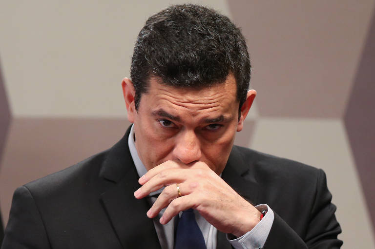 'As coisas estão ficando cada vez piores para Moro', diz leitor