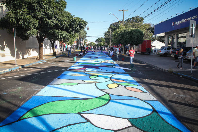 Tapetes de Corpus Christi em Matão