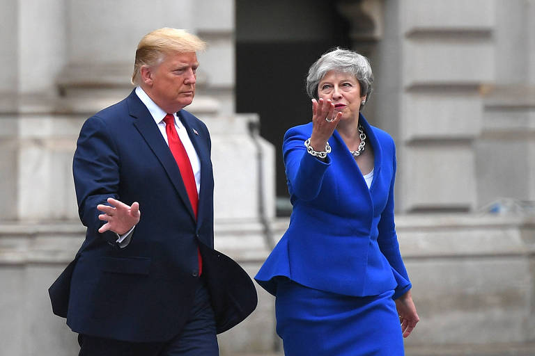 Trump chama embaixador britânico de 'muito estúpido'