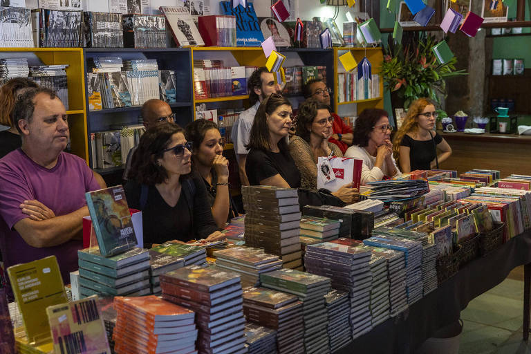 Segundo dia de Flip tem mesa com Adriana Calcanhotto, Nuno Grande e Guilherme Wisnik