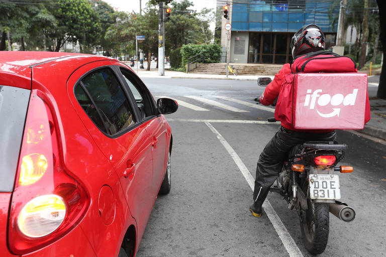 Novos entregadores lotam as ruas da capital