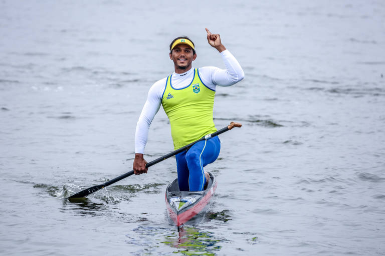 Isaquias é campeão em prova olímpica e soma 12 medalhas de mundiais