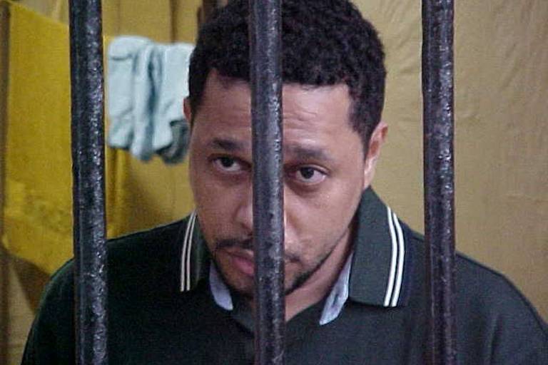 O traficante Elias Pereira da Silva, o Elias Maluco, na carceragem do Batalhão de Choque da Polícia Militar do Rio de Janeiro