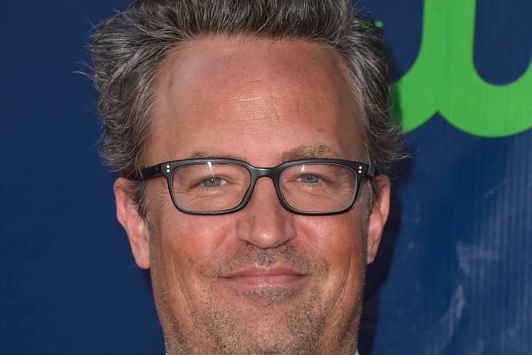 Matthew Perry, de 'Friends', coloca à venda apartamento milionário com sala do Batman