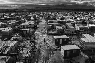 Vista aérea da Khayelitsha, favela na Cidade do Cabo, na África do Sul