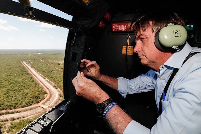 Bolsonaro em viagens pelo país em 2020