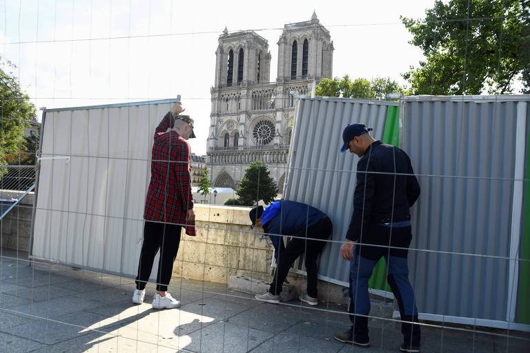 Contaminação por chumbo trava reconstrução de Notre-Dame