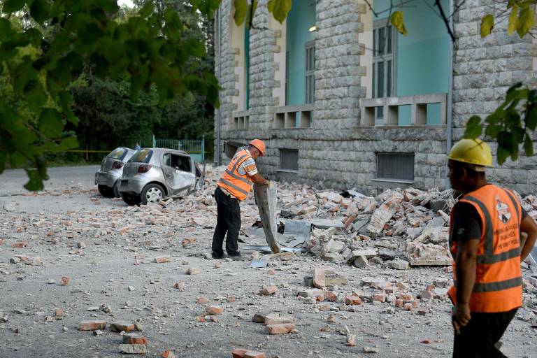 Terremoto na Albânia atinge edifícios e deixa 68 feridos