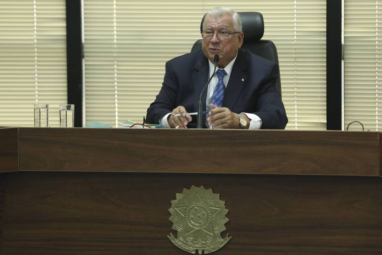 PGR interino contraria Dodge e defende ao STF busca em gabinete de líder do governo