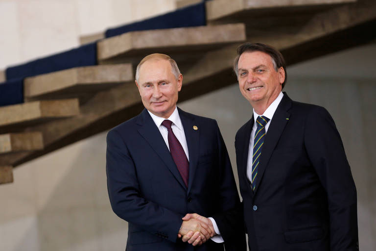 Comunidade ucraniana no Brasil vê viagem de Bolsonaro à Rússia com ceticismo