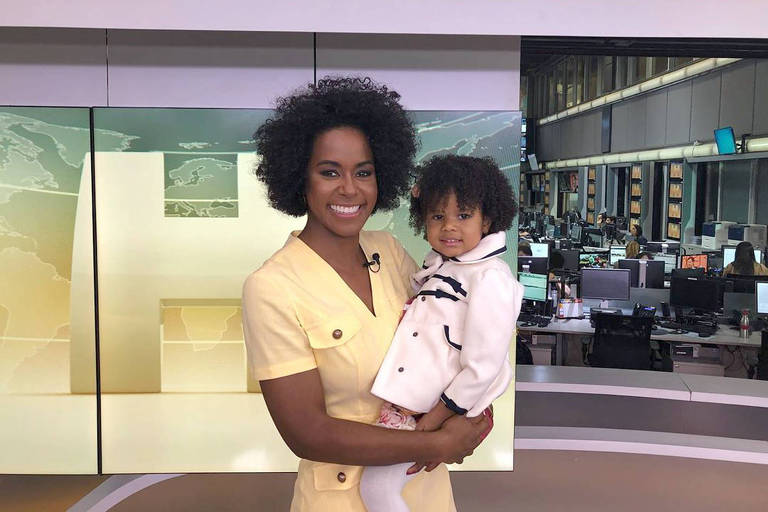 Maju recebe na Globo a visita da menina que se viu representada por ela na TV