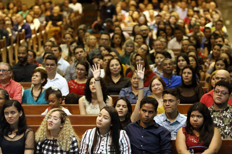 Um culto da Assembleia de Deus em Bélem