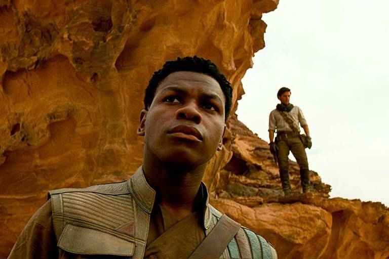 John Boyega diz que produção de 'Star Wars' privilegiou atores brancos