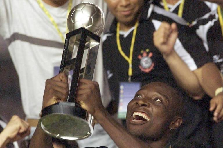 Anos 2000 começaram promissores para o futebol brasileiro