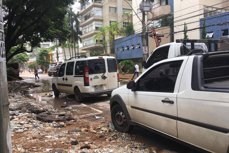 Prefeito diz que temporal é maior tragédia da história de BH e pede R$ 300 mi ao governo federal