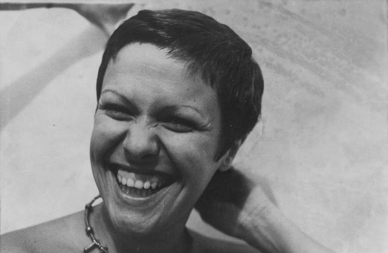 Elis Regina canta Marília Mendonça em versão feita com inteligência artificial