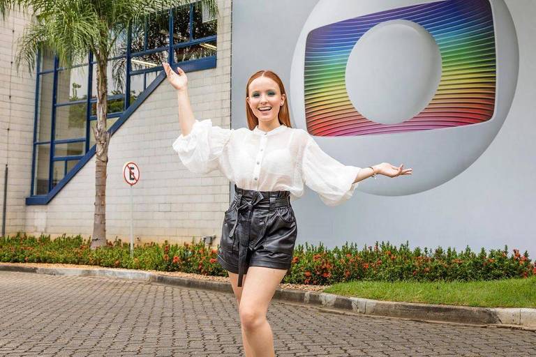 Larissa Manoela nos Estúdios Globo no Rio de Janeiro