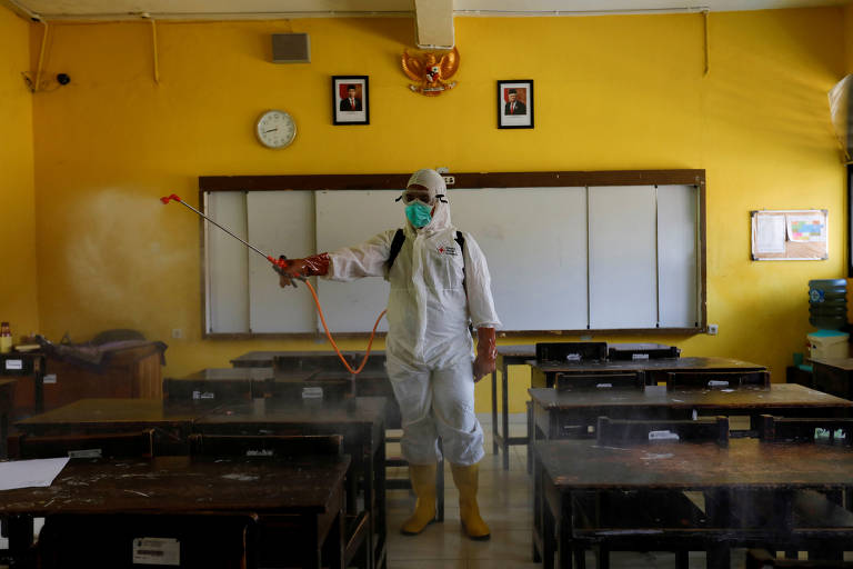 Escolas ao redor do mundo fecham as portas