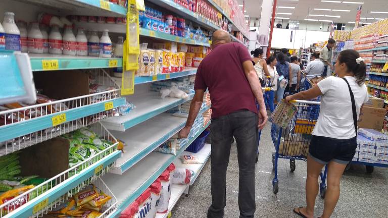 Ida ao supermercado requer cuidados especiais