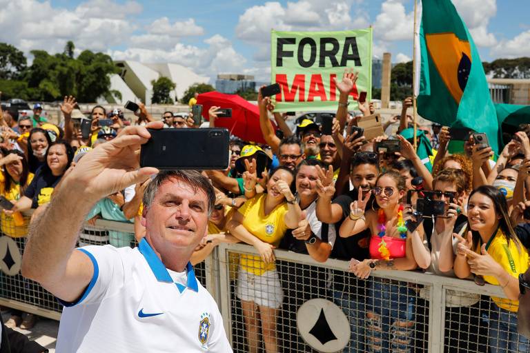 Bolsonaro em atos antidemocráticos em Brasília