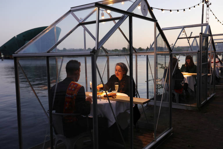 Restaurante da Holanda testa modelo com isolamento