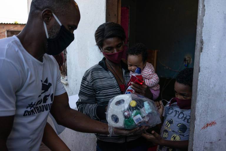 Coronavírus infectou 17% em favelas e em bairros pobres do Rio de Janeiro