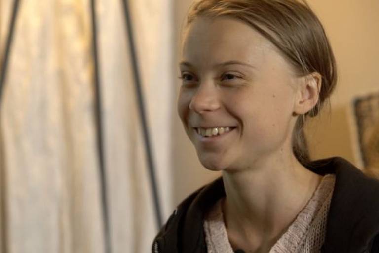 Mudança climática é tão urgente quanto coronavírus, diz Greta Thunberg