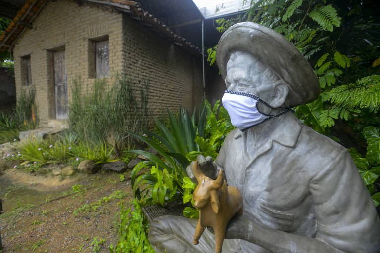 Pandemia apaga tradição do São João e esvazia cidades do Nordeste