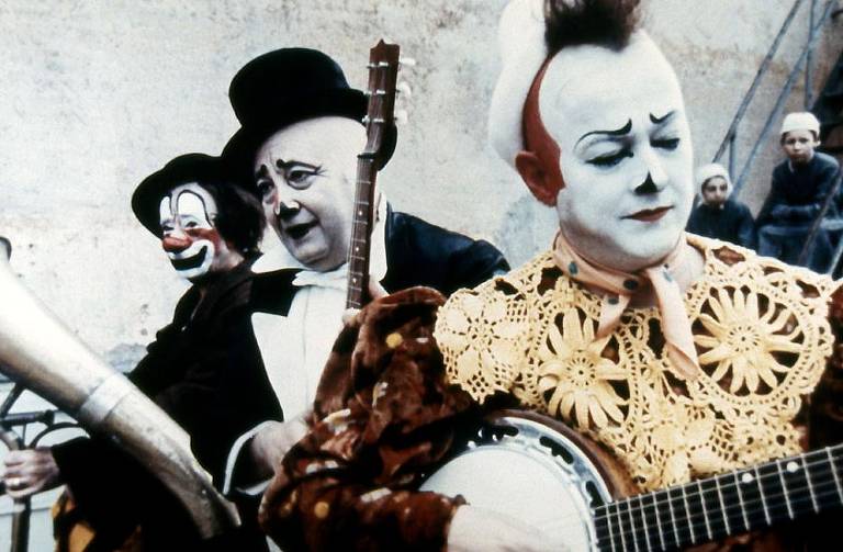 Cena de "Os Palhaços", de Federico Fellini