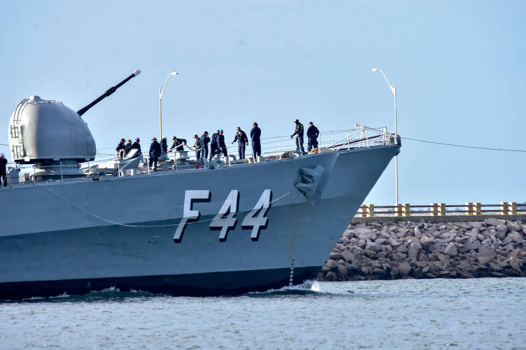 Fragata brasileira saiu do porto de Beirute horas antes da explosão