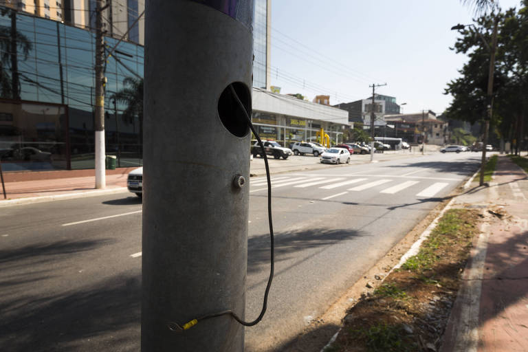 Dispara vandalismo e furto de fios em São Paulo